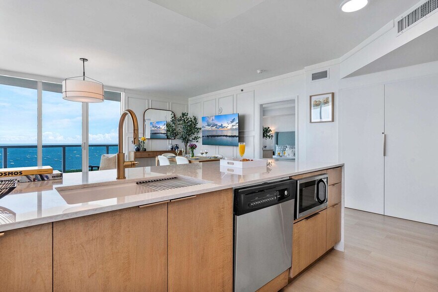 Building Photo - 2889 McFarlane Rd