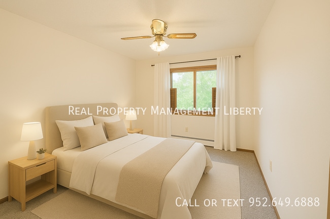 Building Photo - 15229 Bludorn Circle-