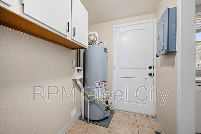 Building Photo - 1009 Constitution Rd