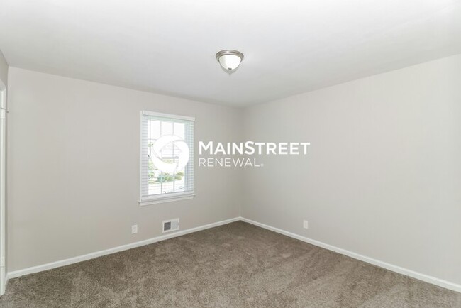 Building Photo - 1401 Timbercrest Dr