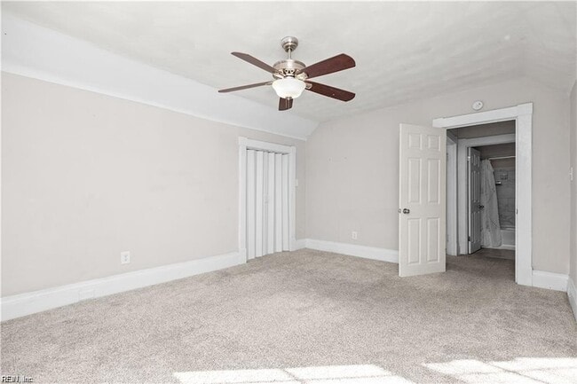 Building Photo - 868 W 36th St