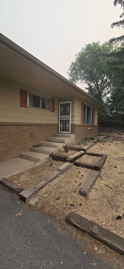 Building Photo - 6721 Alva Ave