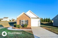 Building Photo - 2104 Lauren Woods Dr