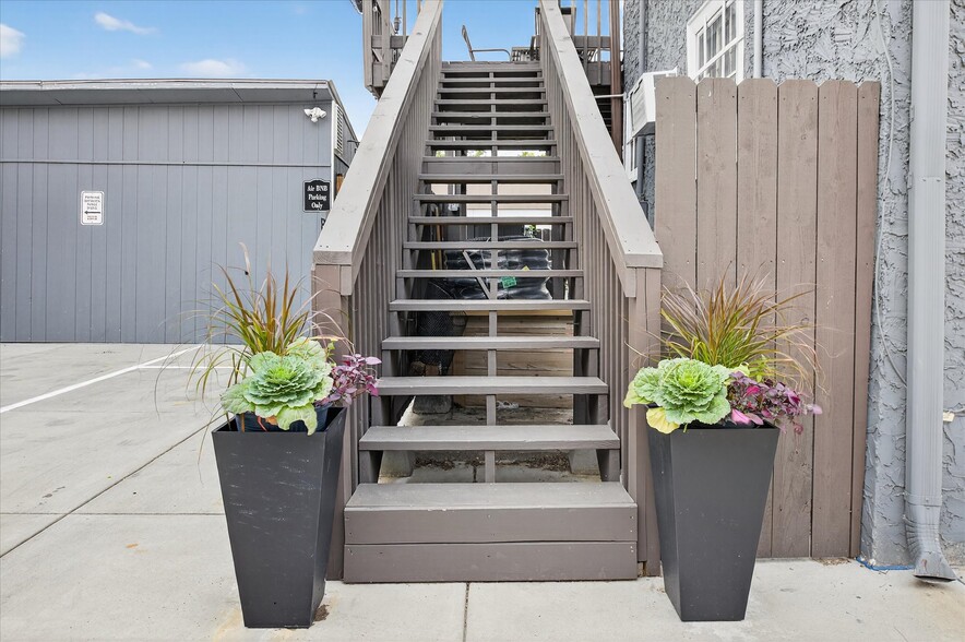 Building Photo - 4935 34th Ave S