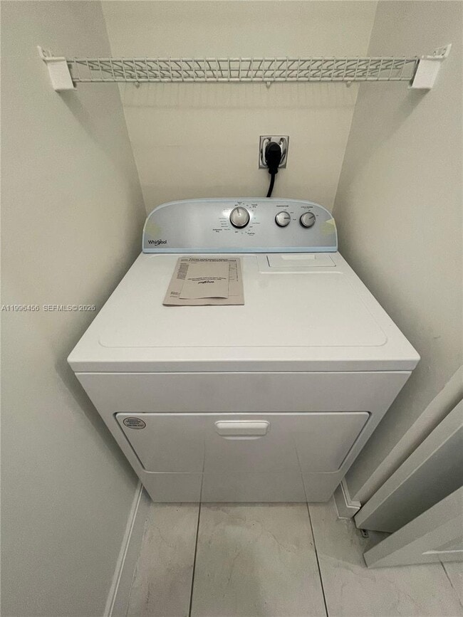 Building Photo - 6851 SW 44th St