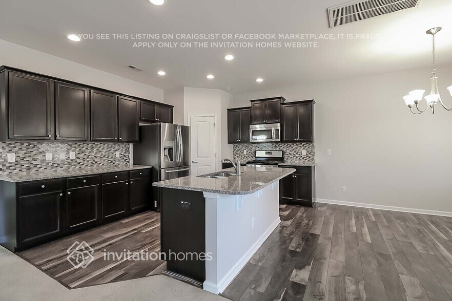 Building Photo - 3528 Teravista Way
