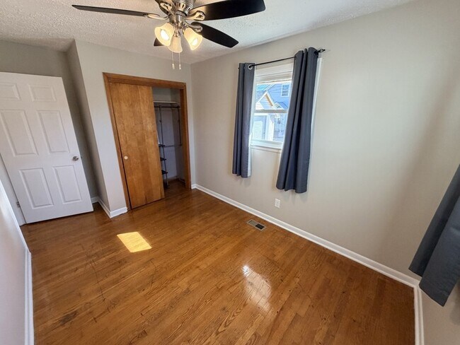 Building Photo - 311 3rd Ave NW