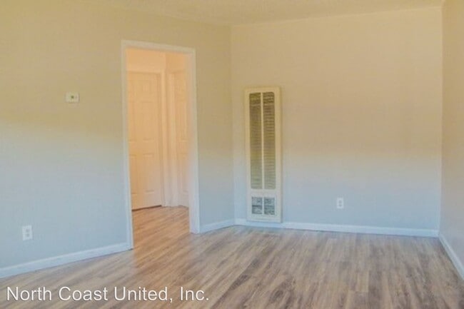 Building Photo - 8327 Fair Oaks Blvd