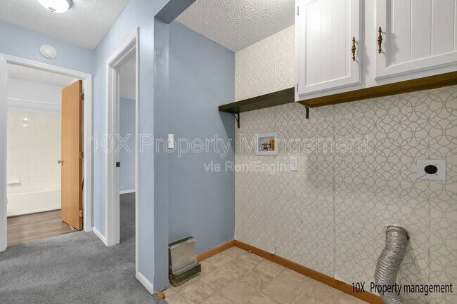 Building Photo - 1380 Chickweed St