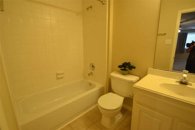 Building Photo - 1514 Coyote Hills Ln