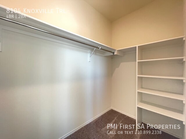 Building Photo - 8104 Knoxville Trl