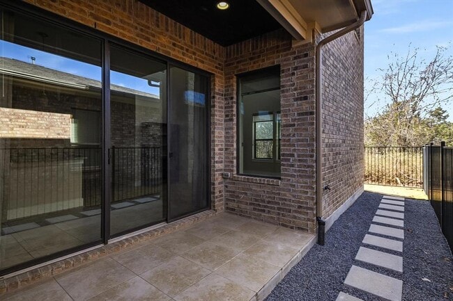 Building Photo - 509 Baylee Love Ln E