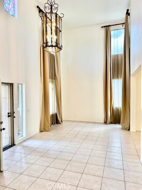 Building Photo - 10200 Cartagena Dr