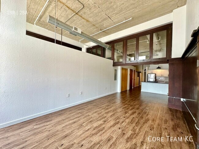 Building Photo - 934 Broadway Blvd