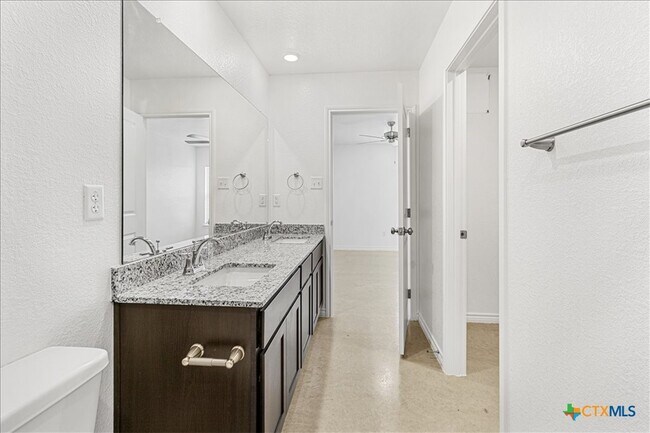 Building Photo - 1242 Lehmann Dr