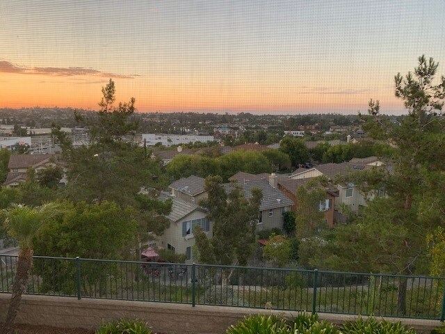 Building Photo - 1615 Carriage Cir