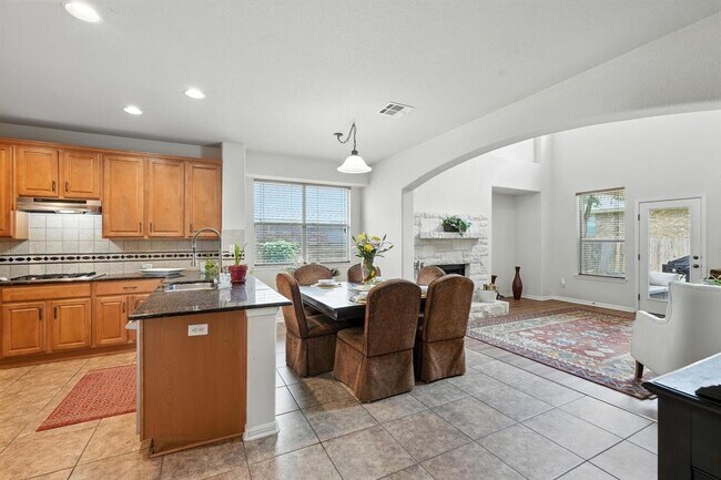 Building Photo - 1802 Misty Ridge