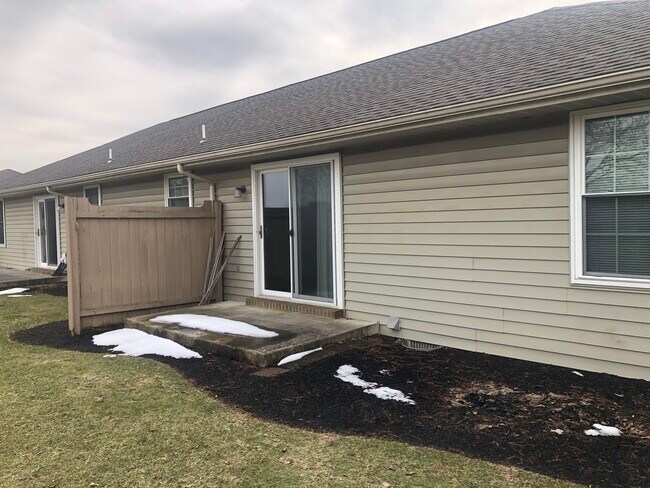 Outside rear porch - 141 Easterly Dr