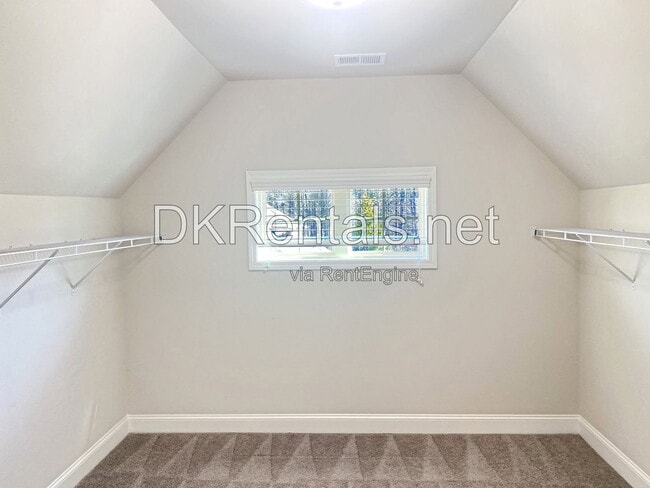 Building Photo - 582 Warrenton Run Dr