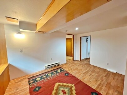 Building Photo - 5916 SE Francis St