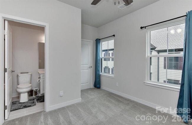 Building Photo - 421 Spearfield Ln