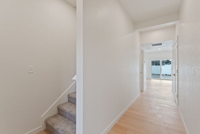 Building Photo - 19302 E Sprague Ave