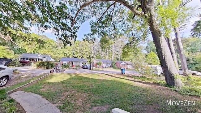 Building Photo - 332 Angier Ave