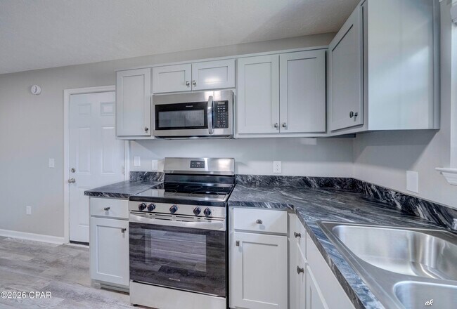 Building Photo - 3712 Burnham Way