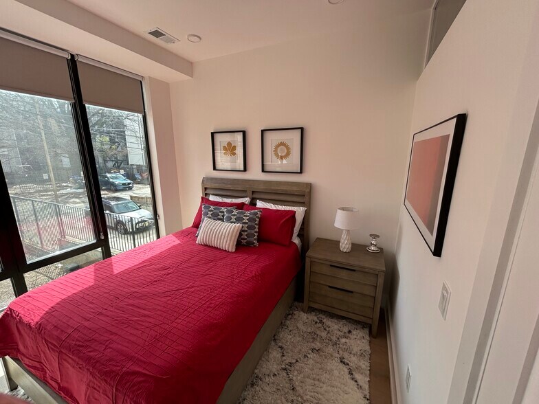 Building Photo - 1440 Harvard St NW