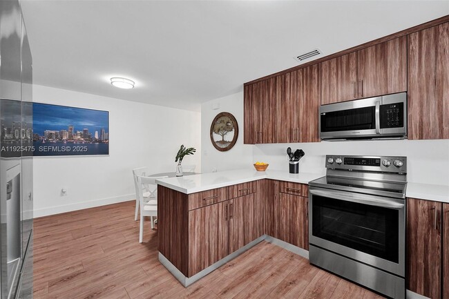 Building Photo - 243 NW 57th Ave