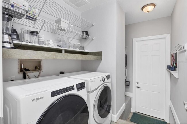 Building Photo - 10720 Lemon Creek Loop