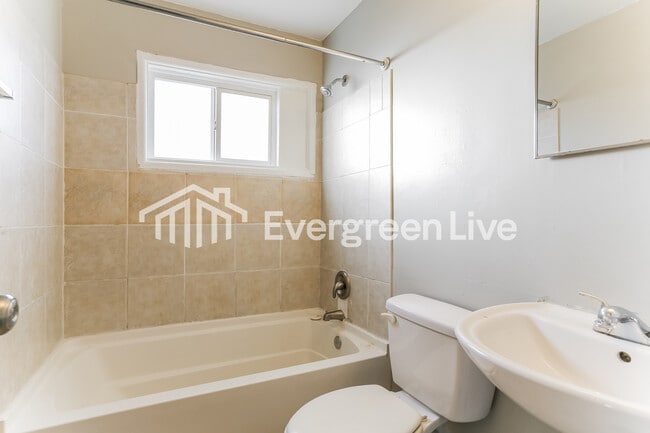 Building Photo - 1309 Woodnell Ave