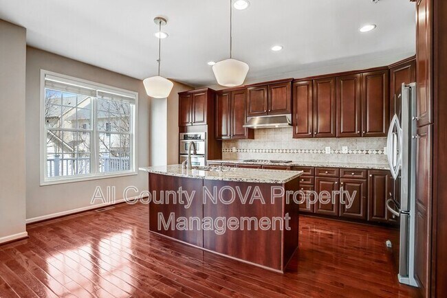 Building Photo - 1609 Poplar Run Dr