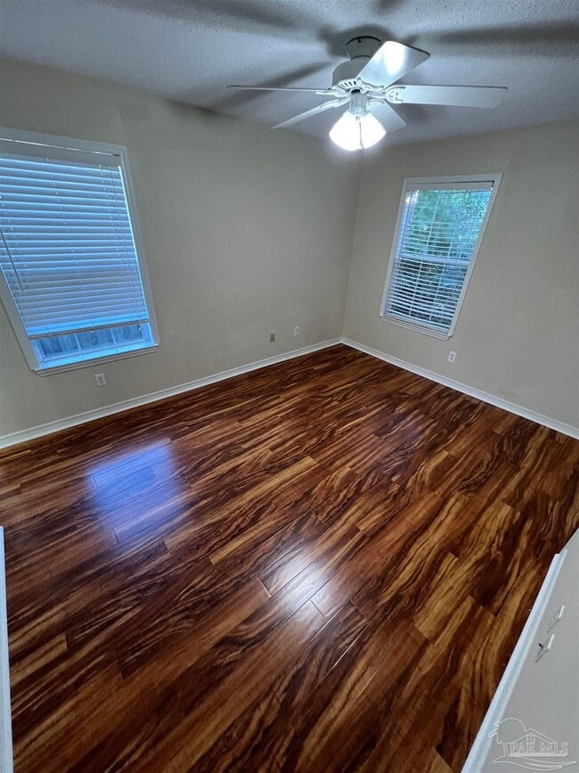 Building Photo - 1665 E Hatton St