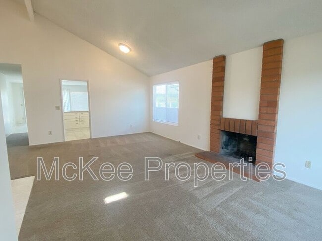 Building Photo - 2649 Wardlow Ave