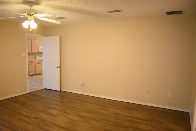 Building Photo - Beautiful home in Frenship School District