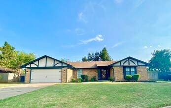 Building Photo - Beautiful Home in NW OKC -Available Now!