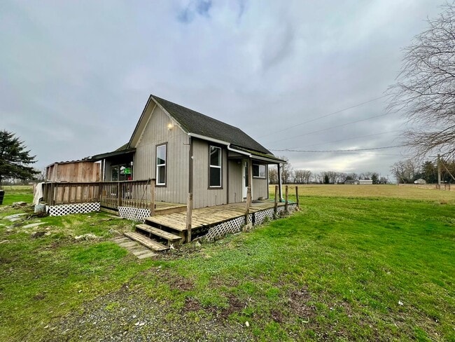 Building Photo - Cozy 2 Bedroom in Ferndale!