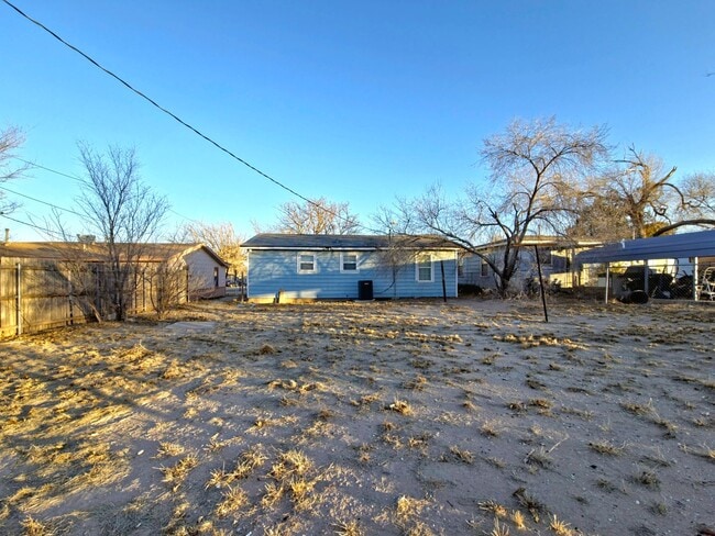 Building Photo - Cozy 2 Bed 1 Bath In Northeast Lubbock