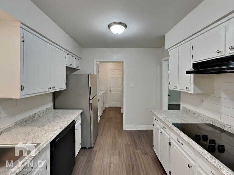 Building Photo - 11362 Quail Run St