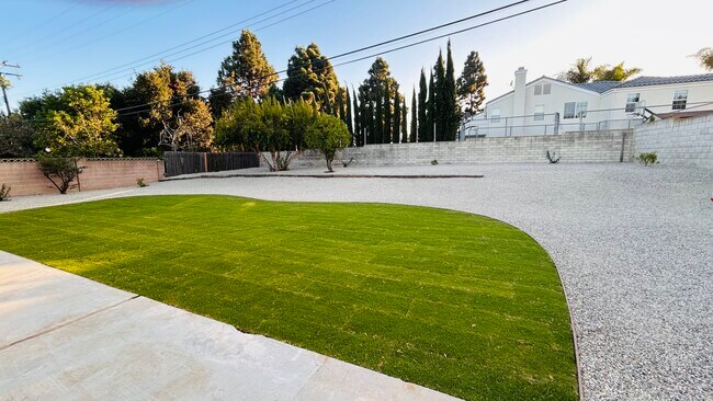 Building Photo - 157 Camino La Madera