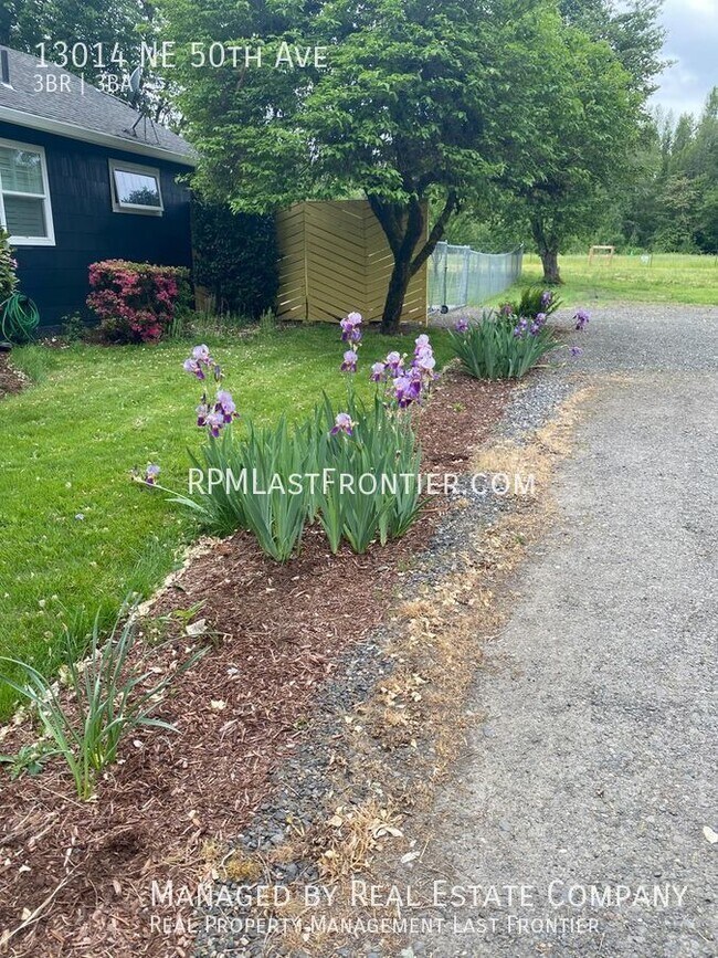 Building Photo - Charming Recently Updated Farm Cottage