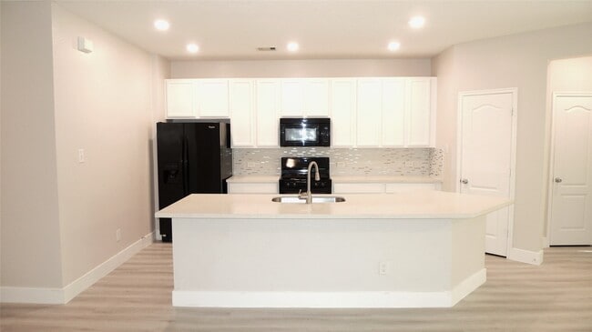 Building Photo - 6707 Lindale Springs Ln
