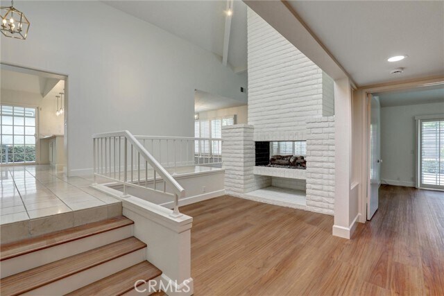 Building Photo - 16 Sycamore Creek