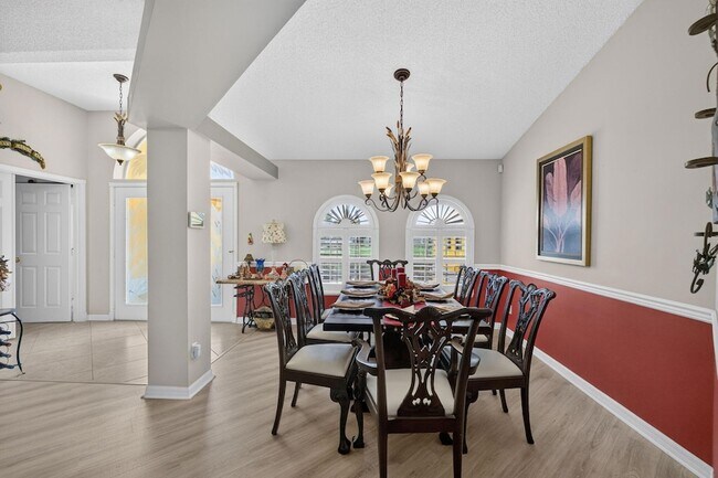 Building Photo - 3077 SE Galt Cir