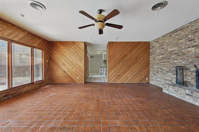 Building Photo - 2915 Touraine Dr