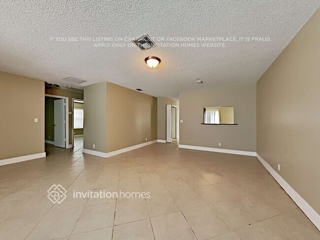 Building Photo - 5900 Ellis Hollow Rd W
