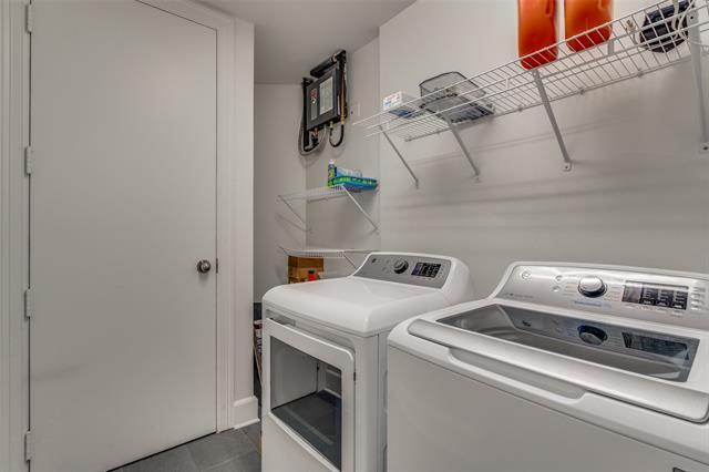 Building Photo - 1505 Elm St