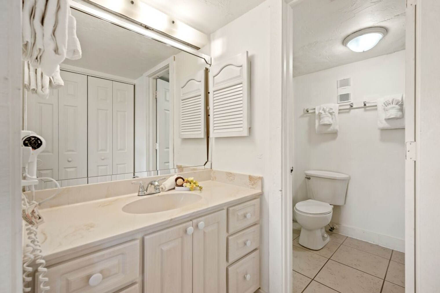 Building Photo - 7785 Estero Blvd