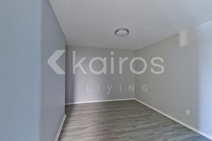 Building Photo - 4009 Thomas St